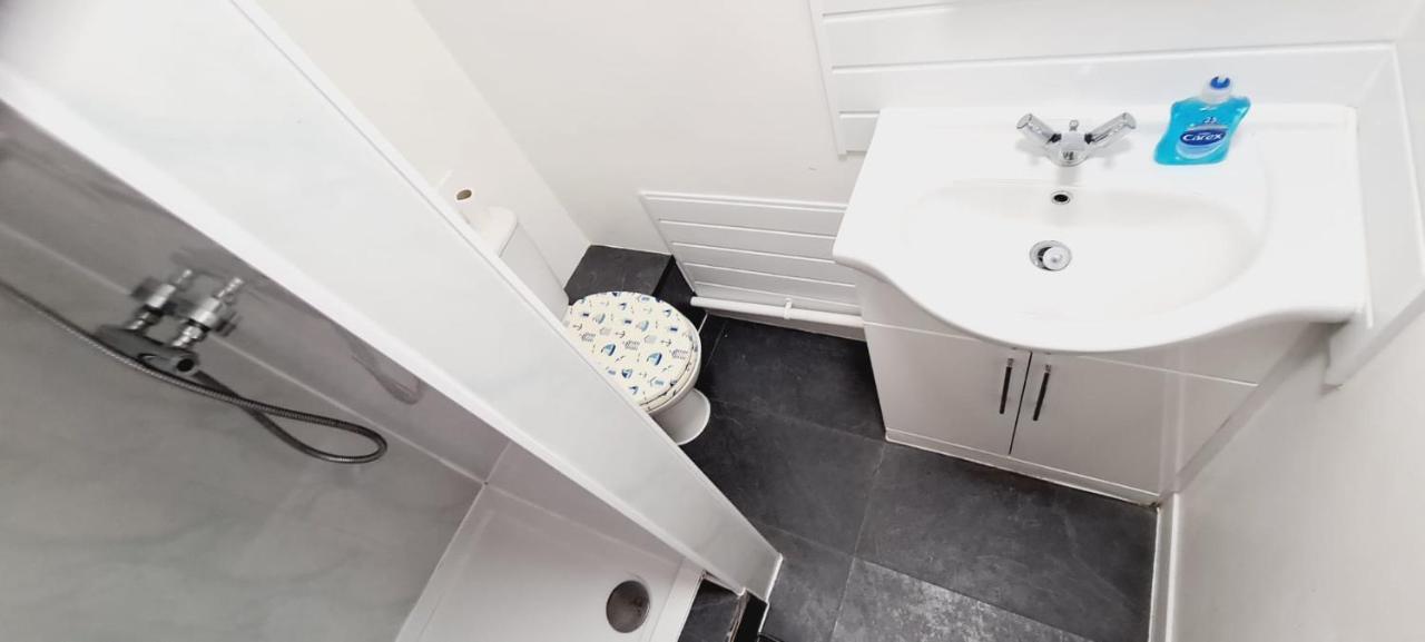 Worcester House - Single, En-Suite Double Or Twin Rooms - Total 4 Rooms 6 Beds, Lounge & Kitchen, Free Wi-Fi, On-Drive Parking Derby Exterior photo